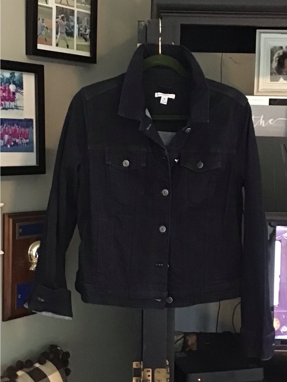 New! Isaac Mizrahi Darkest Blue classic denim jacket, women’s size 12